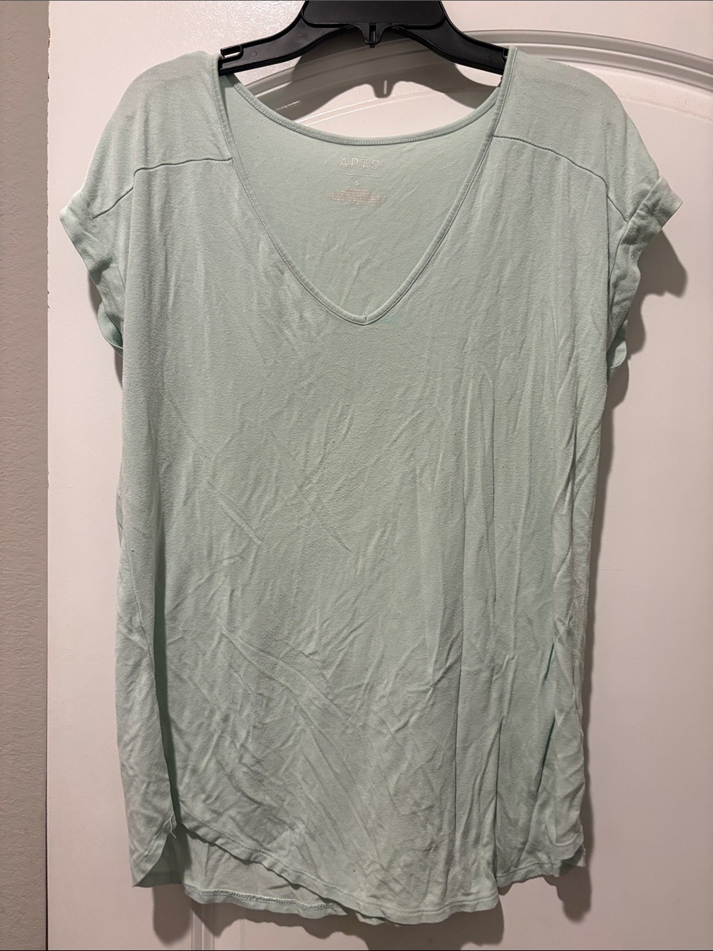 FREE in bundle S Apt. 9 Mint Green Short Sleeve V-Neck Tee
